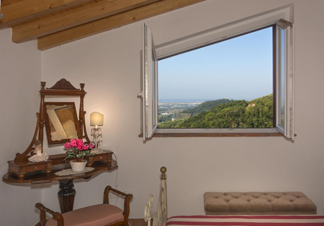 Casale Belvedere "Il Melograno" มาสซาโรซา ภายนอก รูปภาพ