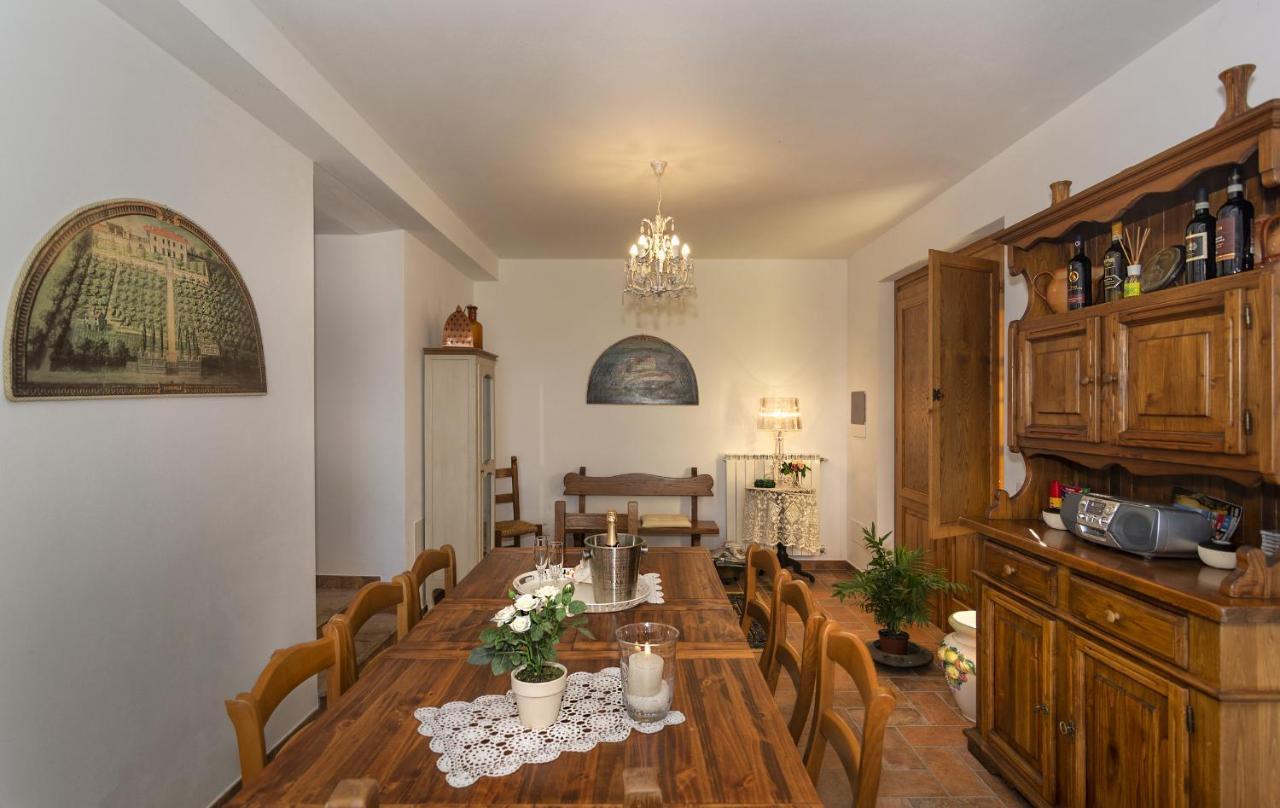 Casale Belvedere "Il Melograno" มาสซาโรซา ภายนอก รูปภาพ