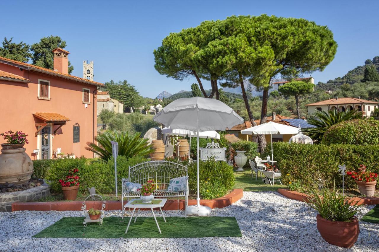 Casale Belvedere "Il Melograno" มาสซาโรซา ภายนอก รูปภาพ