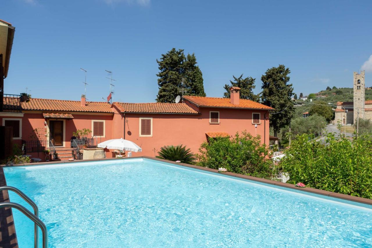 Casale Belvedere "Il Melograno" มาสซาโรซา ภายนอก รูปภาพ