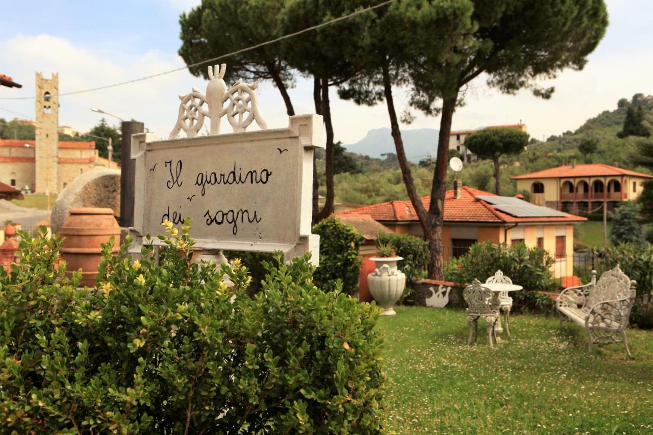 Casale Belvedere "Il Melograno" มาสซาโรซา ภายนอก รูปภาพ